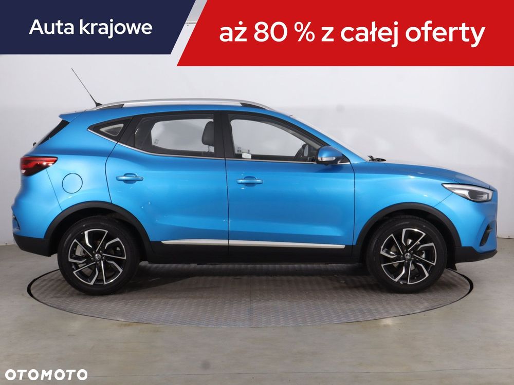 MG ZS - 8