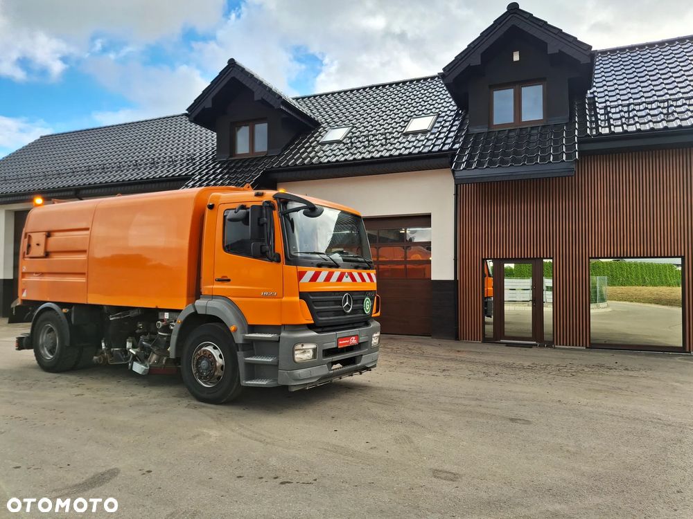 Mercedes-Benz Axor 1823 Zamiatarka Do Szyn Kolejowych Pojazd Szynowo Drogowy Czyszenie Szyn Torów Kolejowych - 1