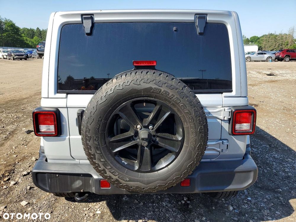 Jeep Wrangler - 6