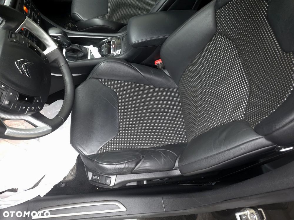 Citroën C5 2.0 HDi Exclusive - 10
