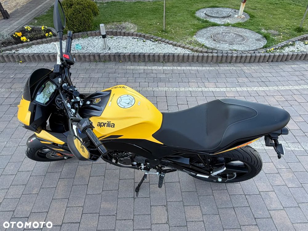 Aprilia Tuono - 9
