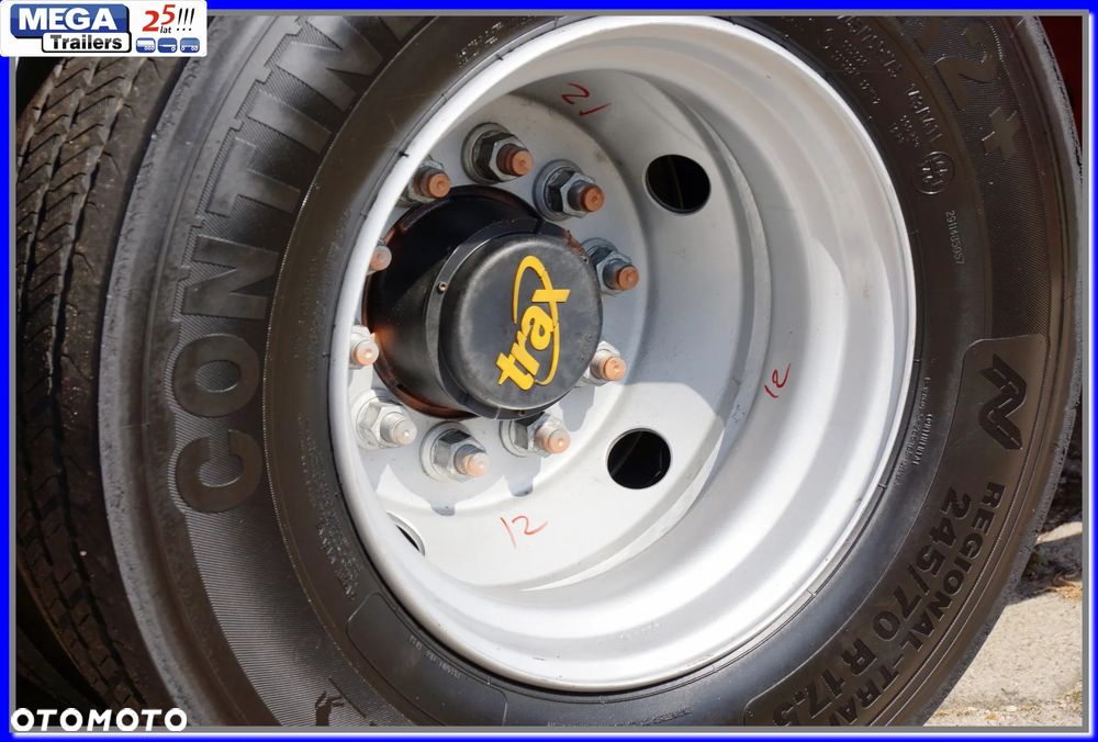 Inny Laweta 3 osie, 4 x zagłębienia kół, 58 T DMC !!! - 33