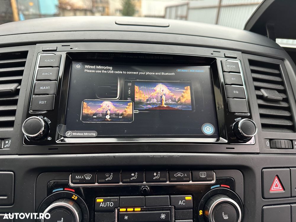 Volkswagen Multivan - 19