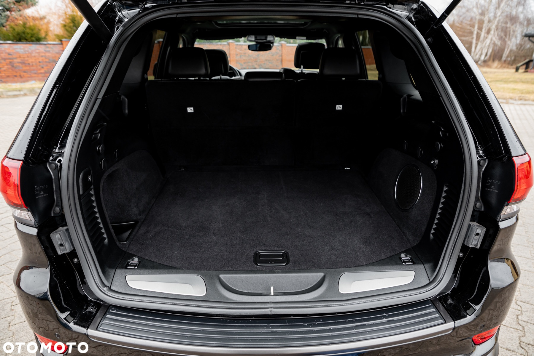 Jeep Grand Cherokee - 20