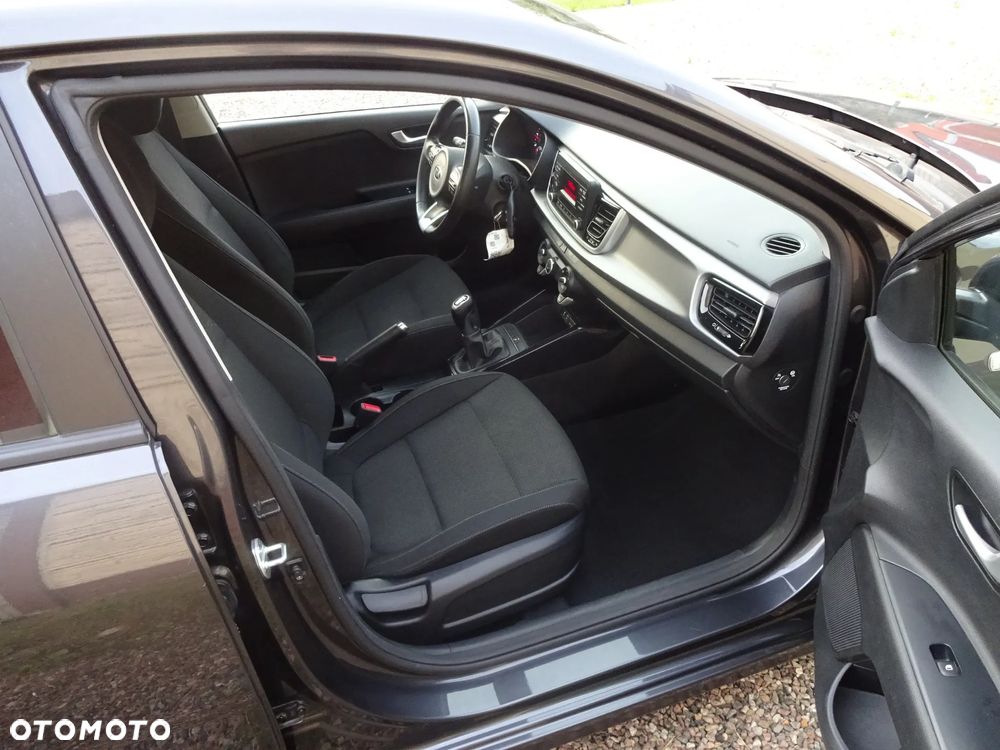 Kia Rio 1.4 CRDI Spirit - 11