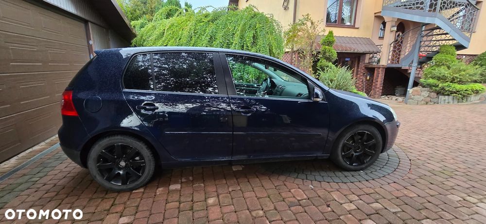 Volkswagen Golf 1.9 TDI Sportline - 4