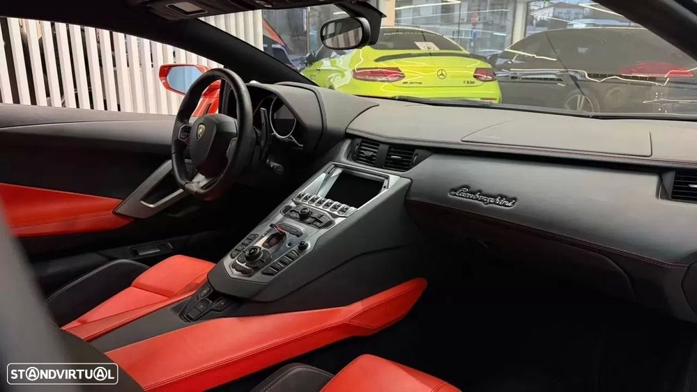 Lamborghini Aventador 6.5 V12 LP700-4 - 18