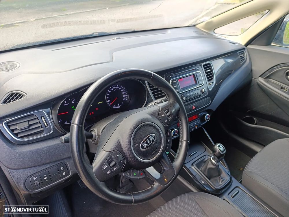 Kia Carens 1.7 CRDi ISG TX - 7