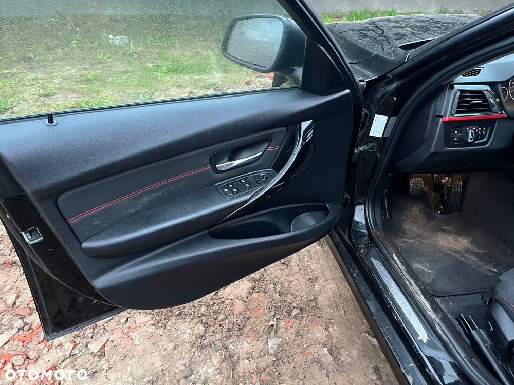 BMW Seria 3 316i Sport Line - 17