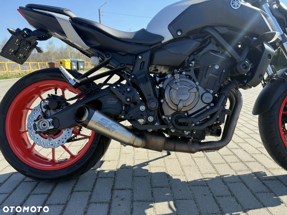 Yamaha MT - 7