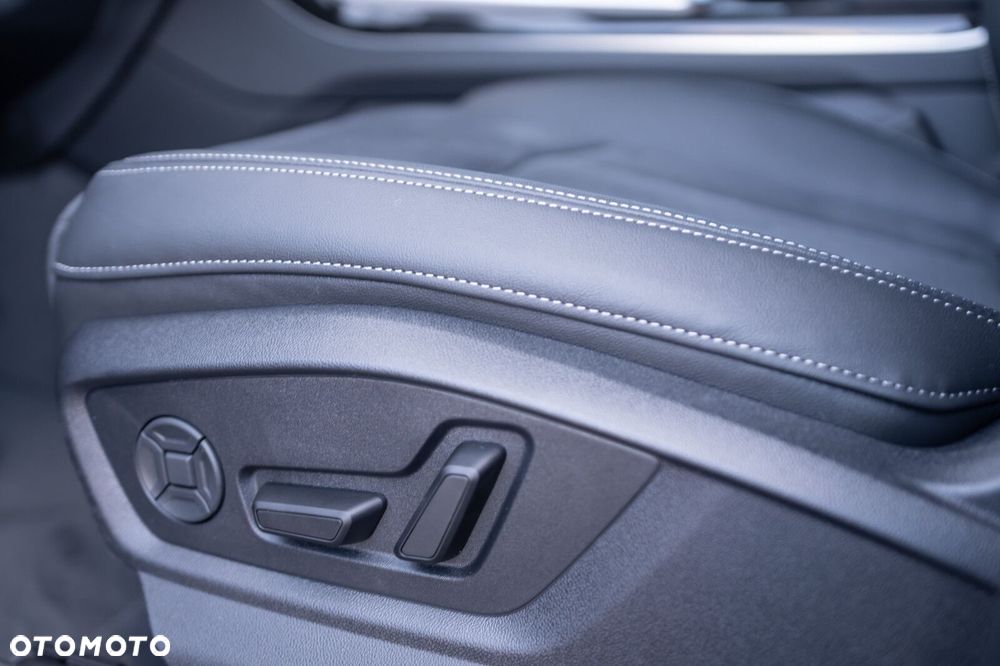 Audi Q7 60 TFSI e PHEV Quattro S Line Tiptr - 14
