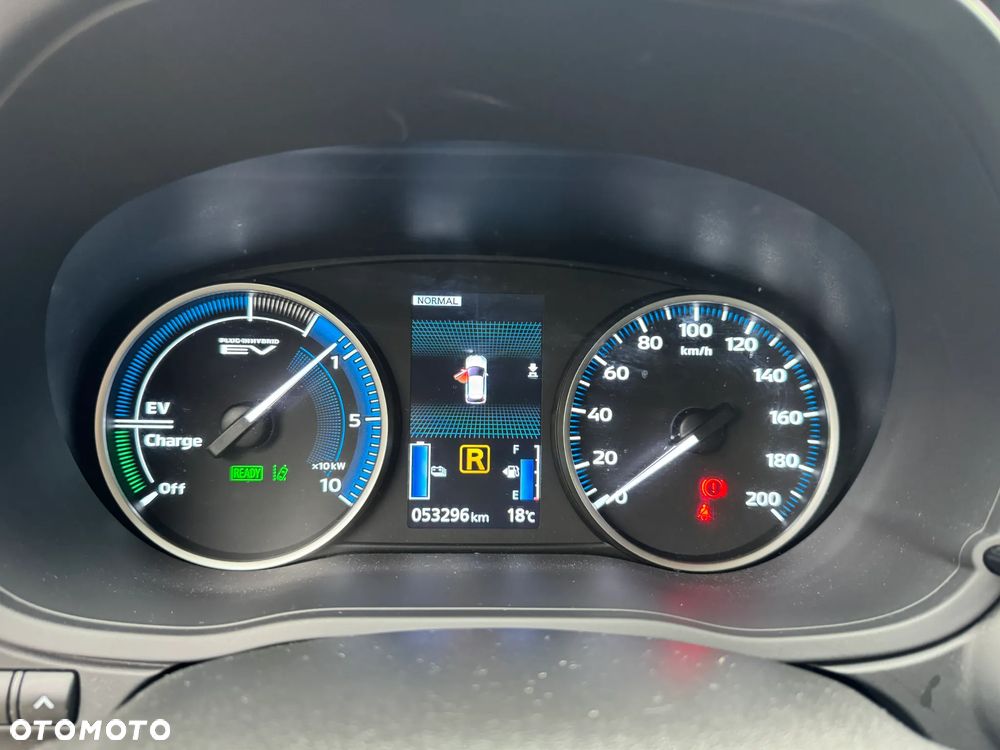 Mitsubishi Eclipse Cross - 21