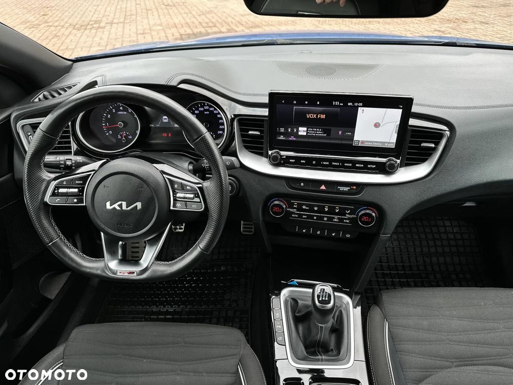 Kia ProCeed - 14