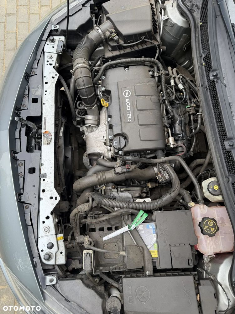 Opel Astra 1.4 T Sport - 15