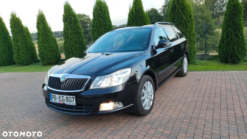 Skoda Octavia 1.6 TDI DPF Ambiente - 3