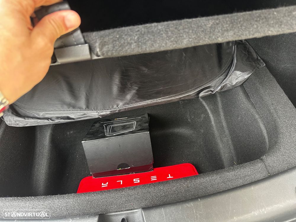 Tesla Model Y Long Range Tração Integral - 20