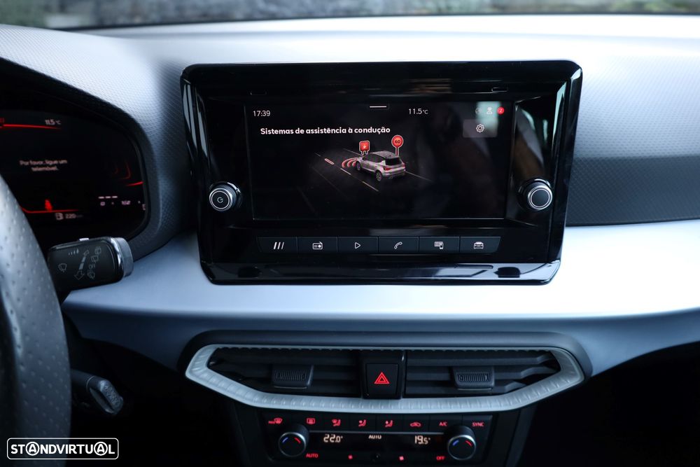 SEAT Arona 1.0 TSI FR - 29