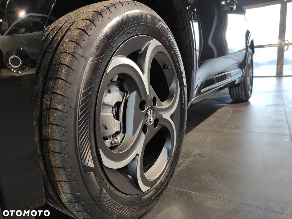 Alfa Romeo Junior 1.2 mHEV Sport Speciale eDCT - 12