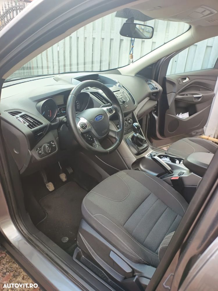 Ford Kuga 2.0 TDCi 2WD Trend - 10