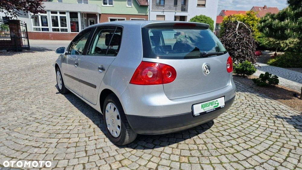 Volkswagen Golf - 3