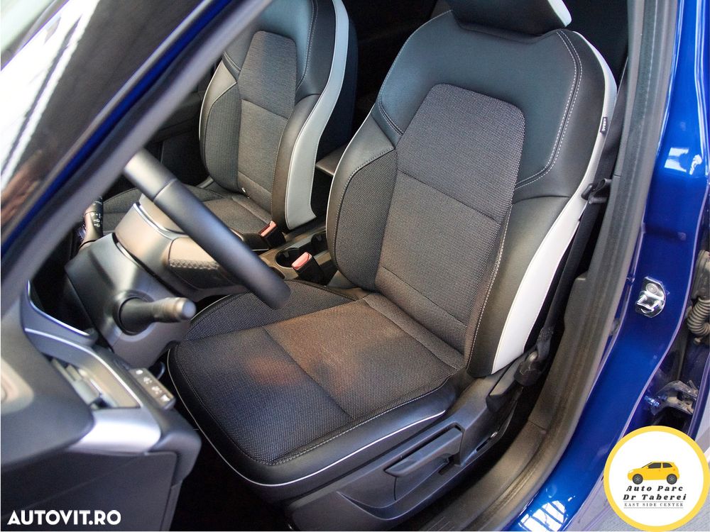 Renault Captur PHEV 160 Techno - 4