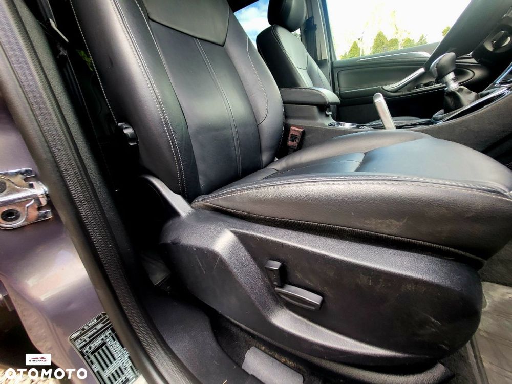 Ford S-Max - 20