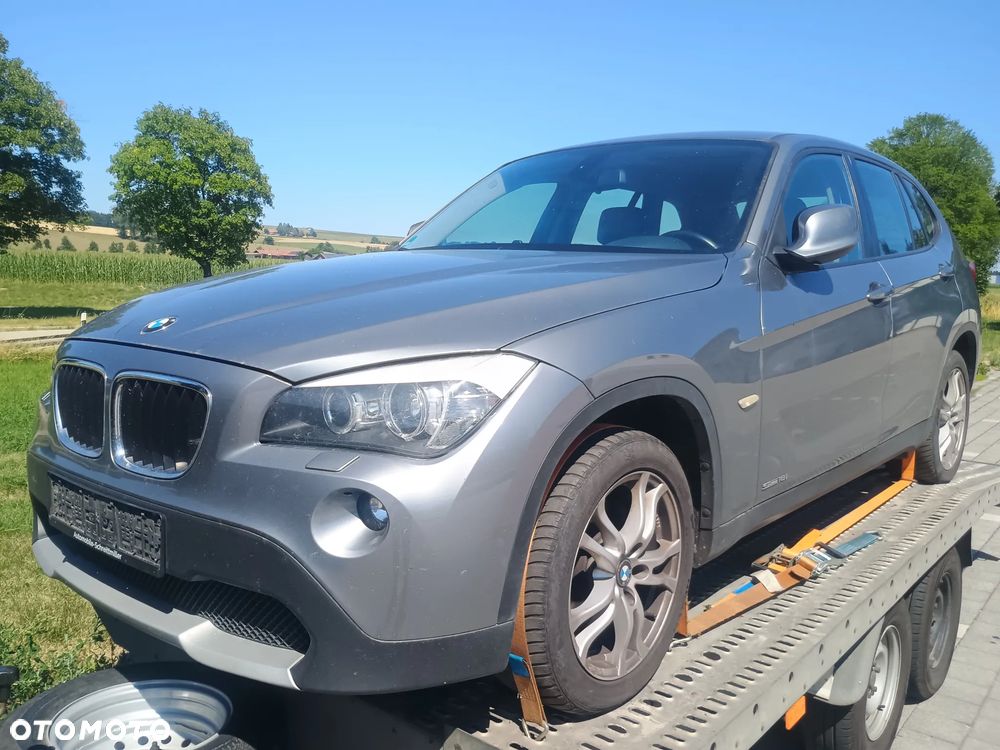 BMW X1 sDrive18i xLine - 1