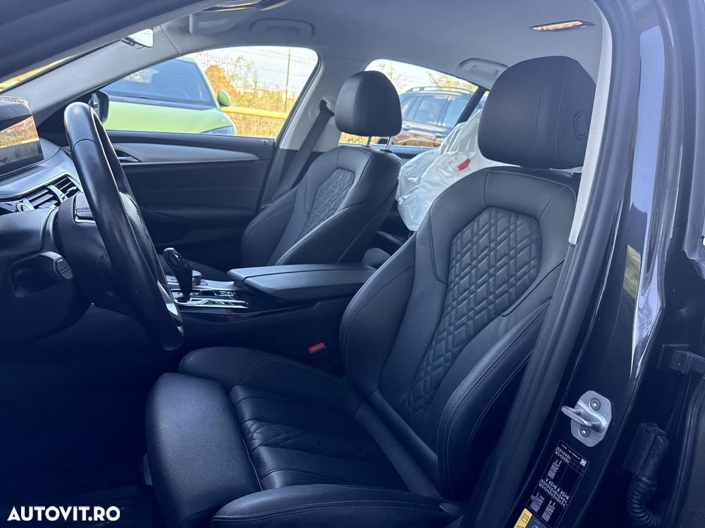 BMW Seria 5 530e xDrive AT PHEV - 10