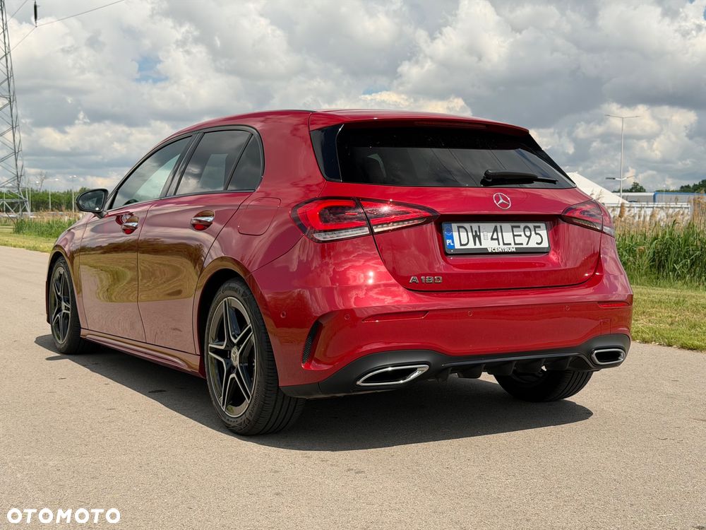 Mercedes-Benz Klasa A 180 AMG Line 7G-DCT - 7
