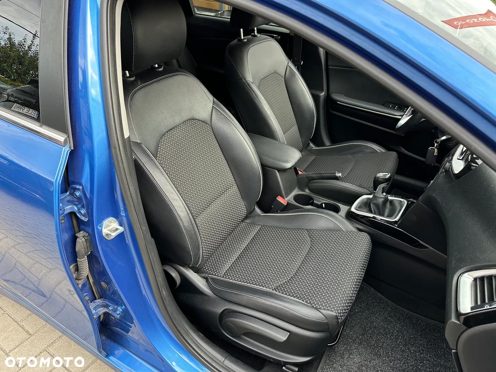 Kia Ceed - 22