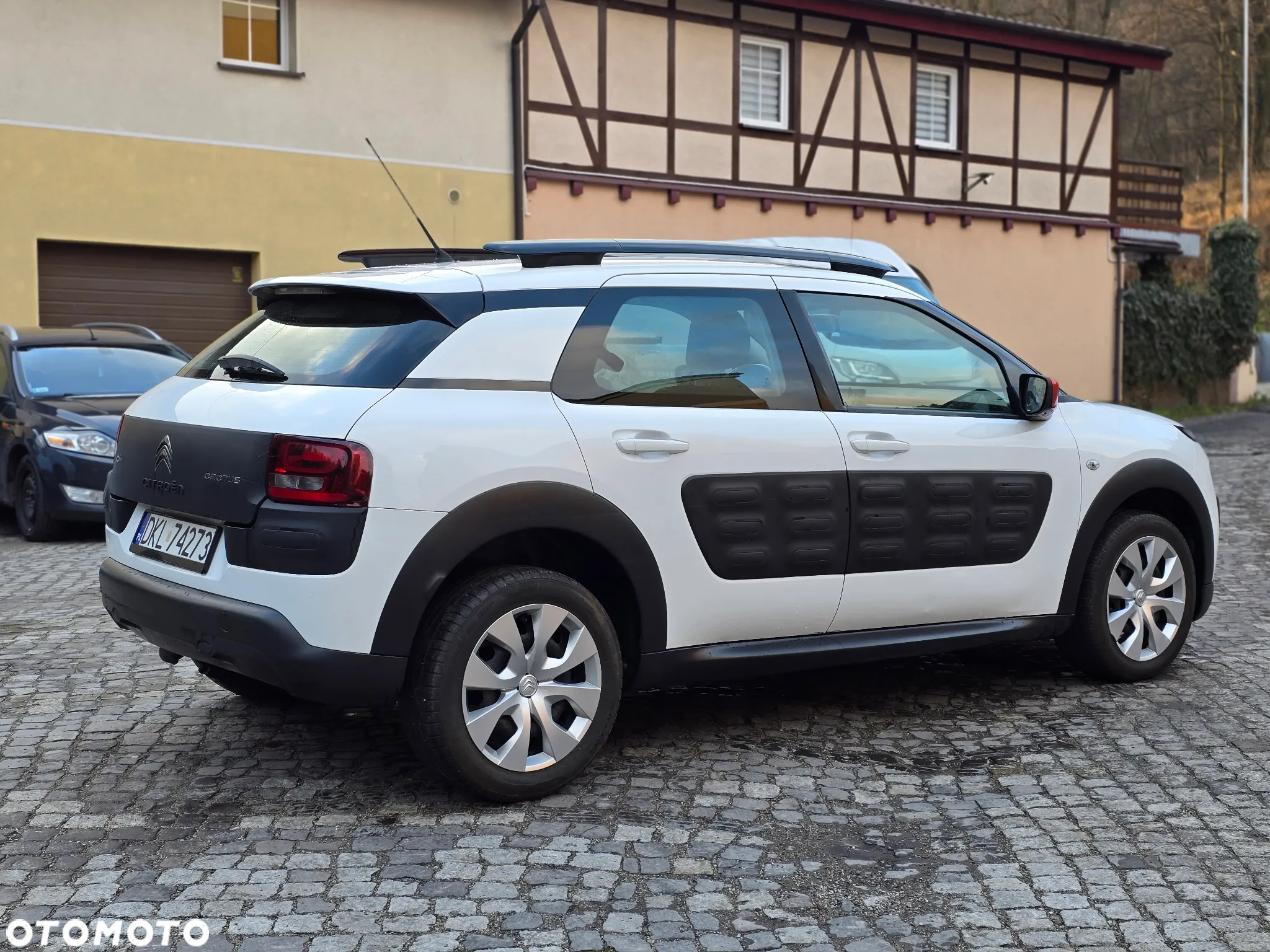 Citroën C4 Cactus 1.2 PureTech Feel Edition - 4