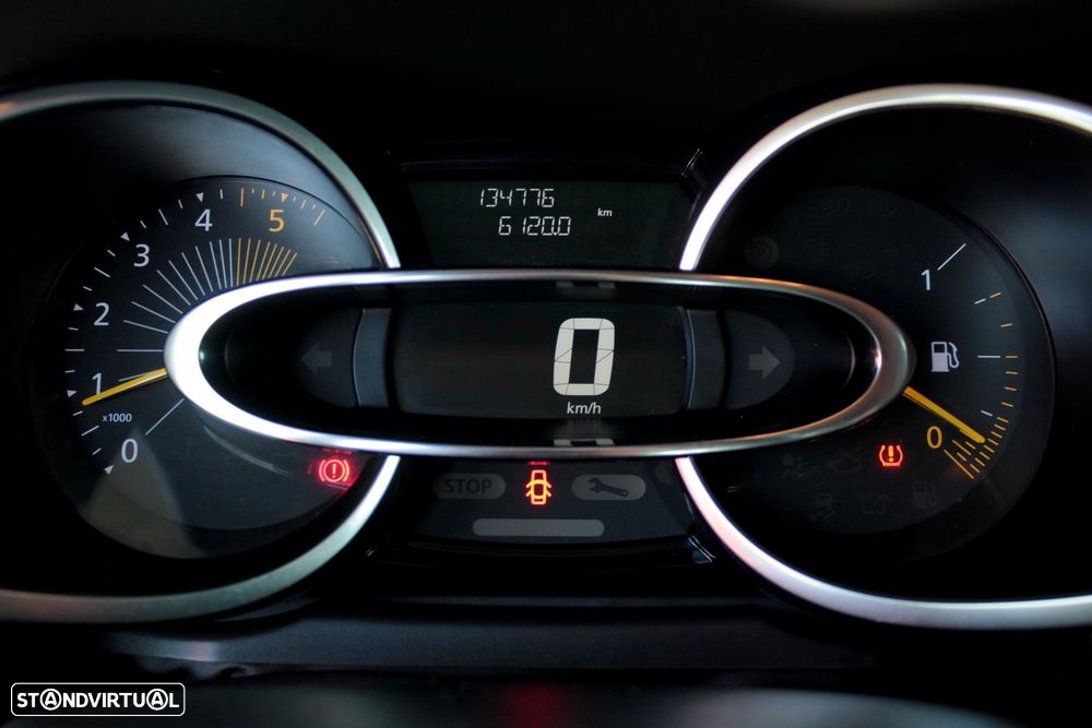 Renault Clio Energy dCi 90 Start & Stop Experience - 10
