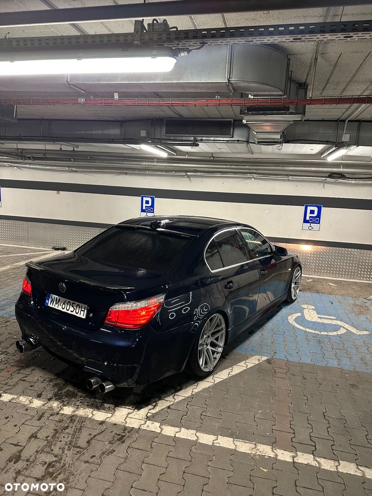 BMW Seria 5 530i - 7