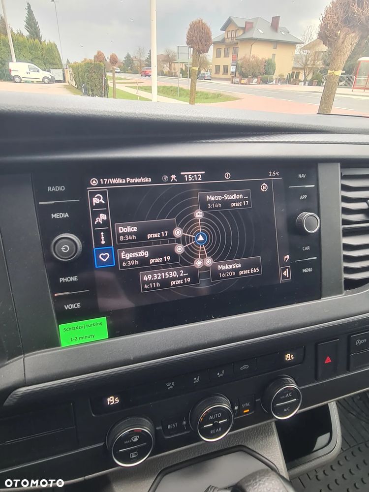 Volkswagen Caravelle 2.0 TDI L2 Comfortline DSG - 20