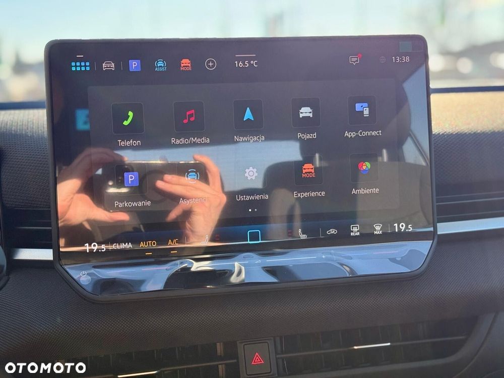 Volkswagen T-Roc - 15