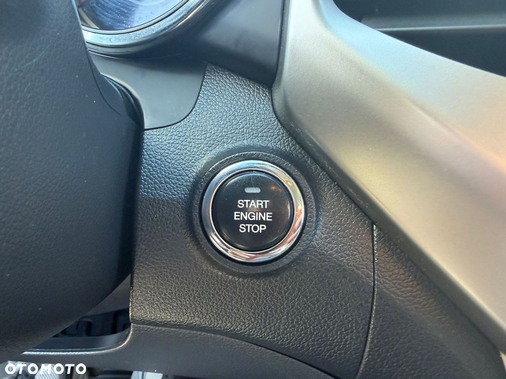 SsangYong/KGM Tivoli e-XDi 160 4WD Start/Stop Crystal - 25