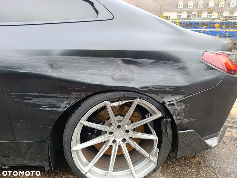 BMW M4 Competition M xDrive - 10