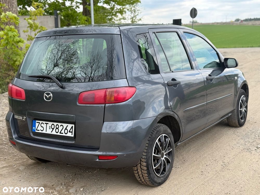 Mazda 2 1.25 Core + - 3