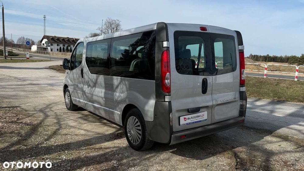 Opel Vivaro - 22