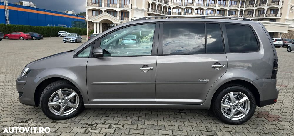 Volkswagen Touran 1.4 TSI DSG Freestyle - 2