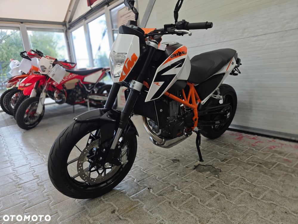 KTM Duke - 4