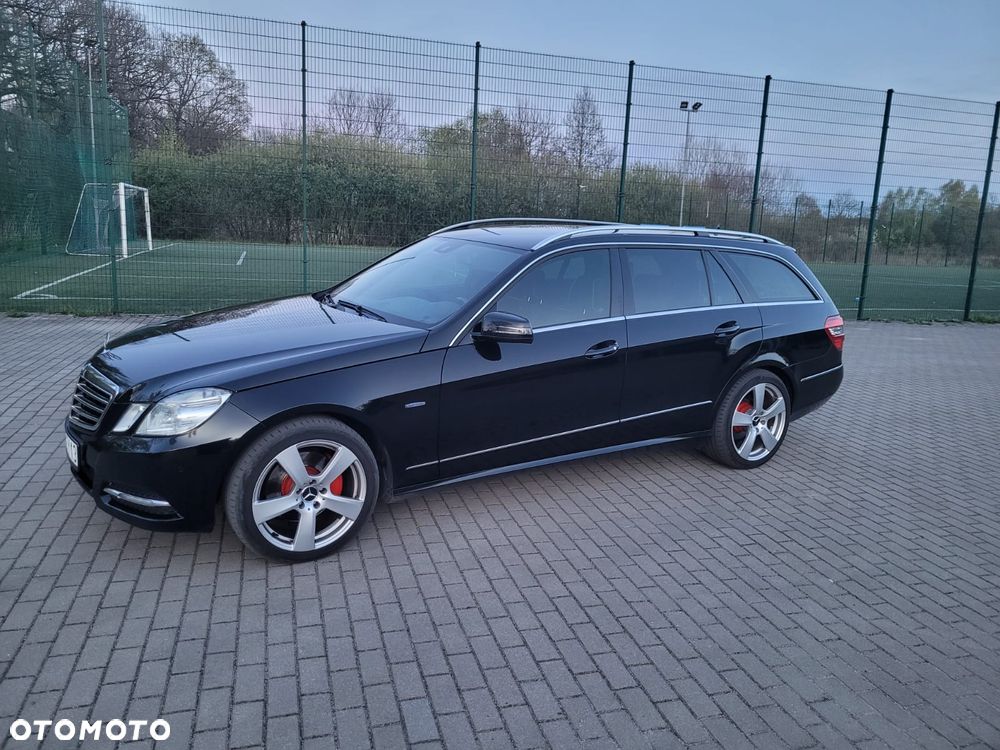 Mercedes-Benz Klasa E 250 CDI DPF BlueEFFICIENCY 7G-TRONIC Avantgarde - 2