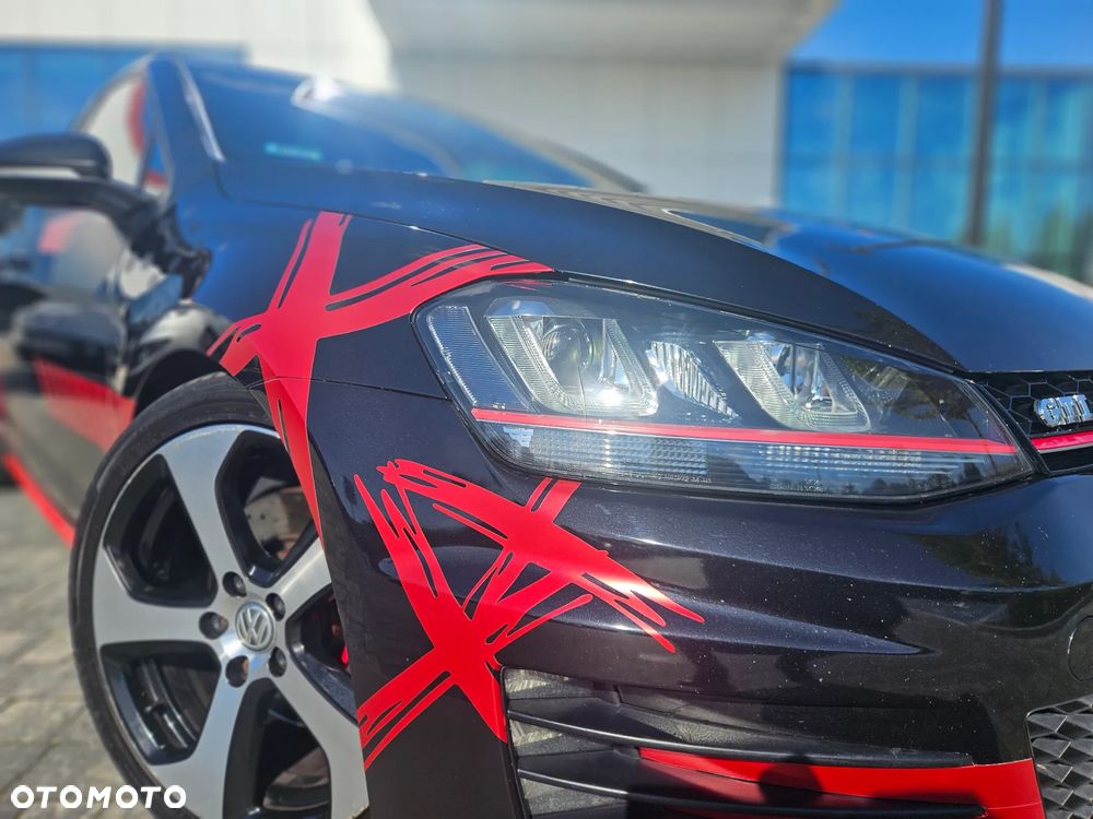 Volkswagen Golf GTI 2.0 TSI OPF Performance - 5