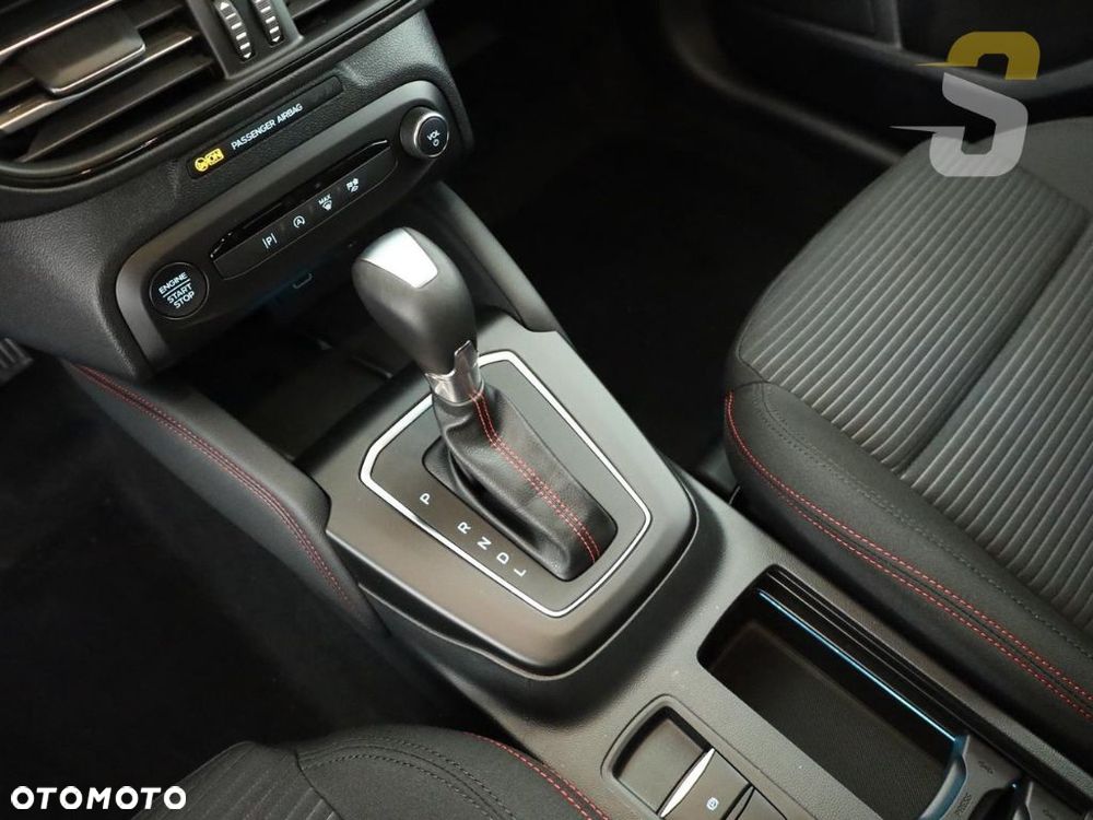 Ford Focus 1.0 EcoBoost mHEV ST-Line X - 23