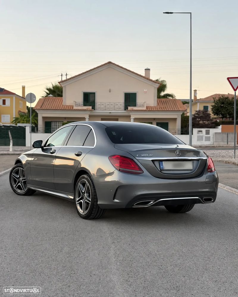 Mercedes-Benz C 300 de AMG Line - 2