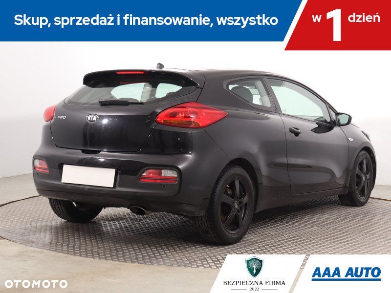 Kia ProCeed - 7