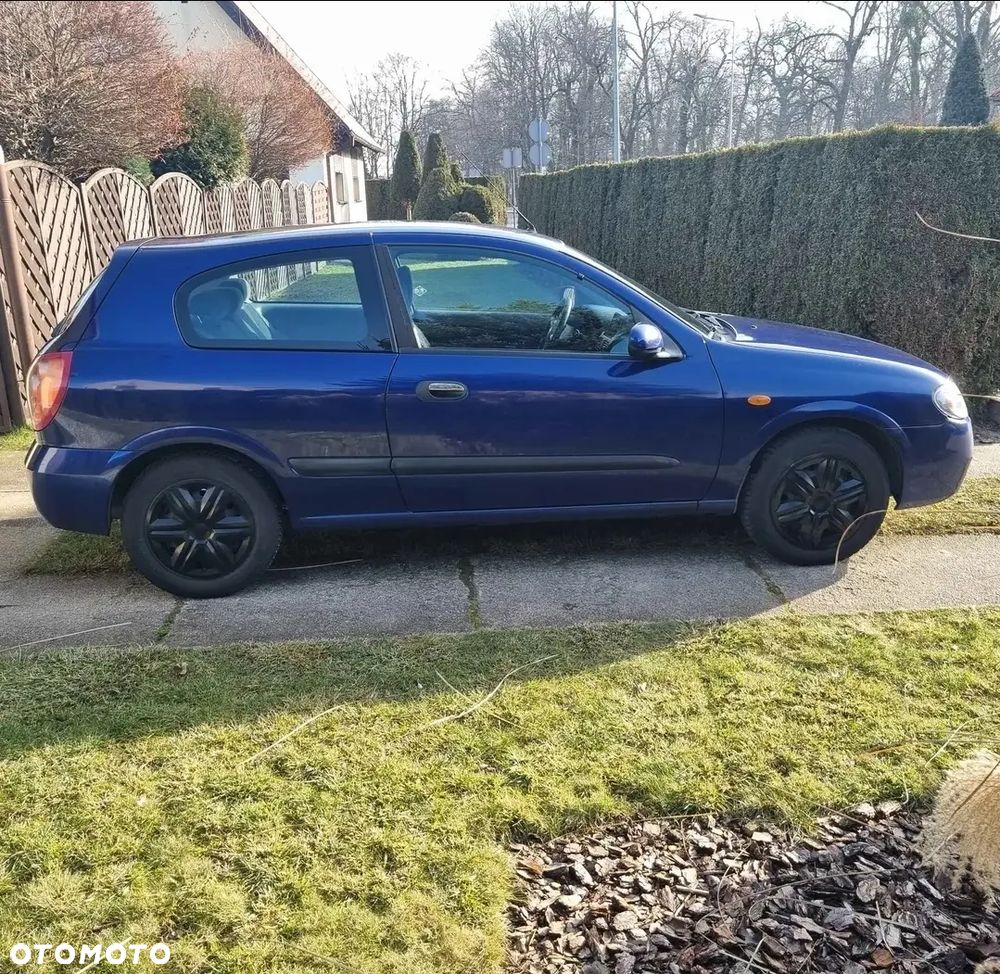 Nissan Almera 1.5 Visia - 3