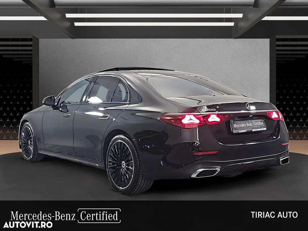 Mercedes-Benz E - 5