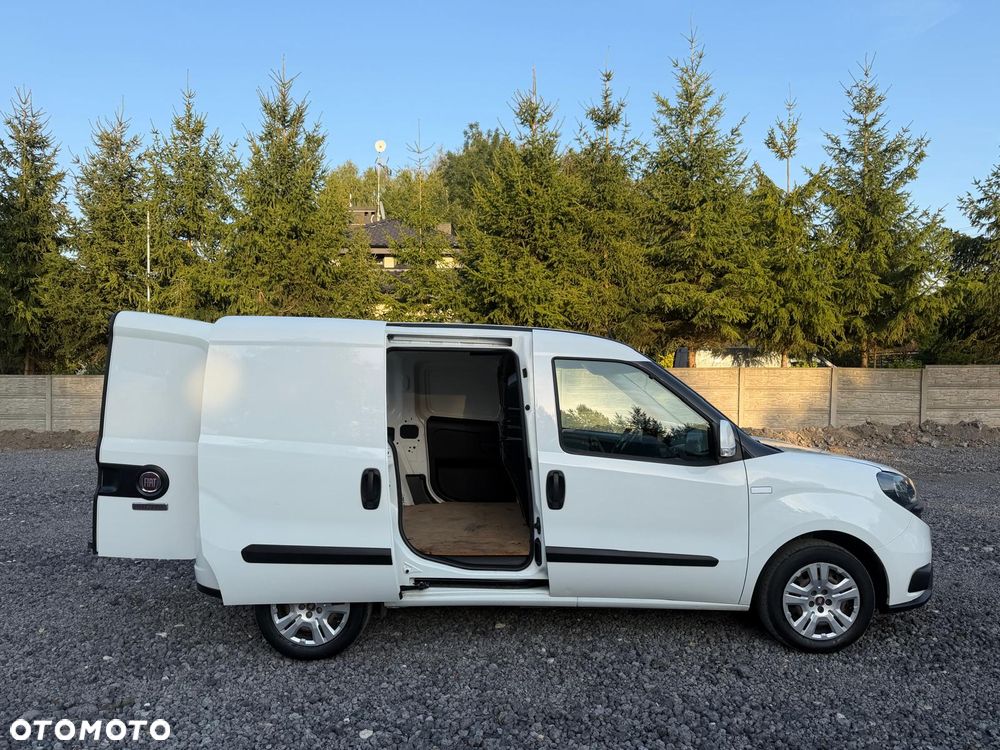 Fiat DOBLO / 1.6D / FV23% / NAJBOGATSZA WERSJA / 3 OSOBOWY / NAVI / CARPLAY - 13