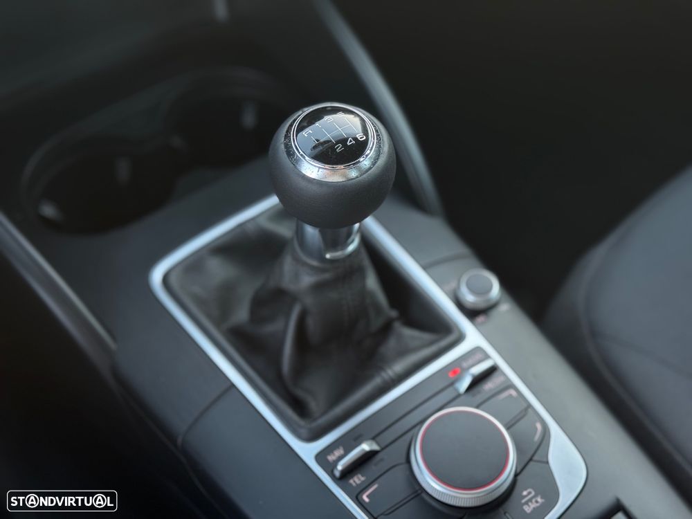 Audi A3 Limousine 1.6 TDI Attraction - 18